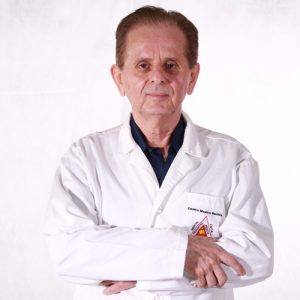 Dr. Castor Samaniego