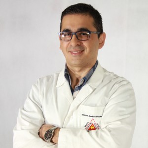 Dr. Gustavo Campos