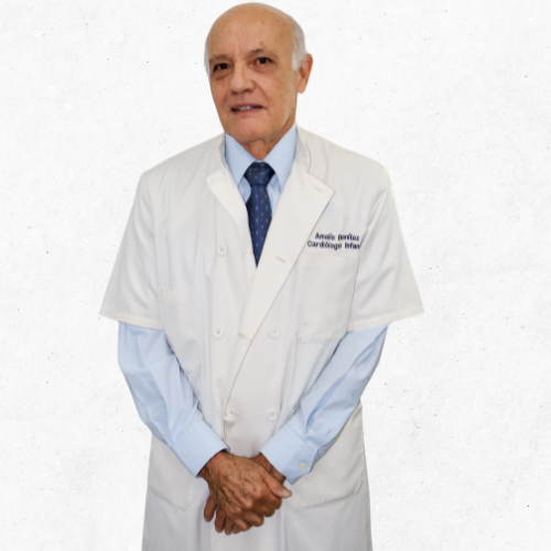 Dr. Amalio Benítes
