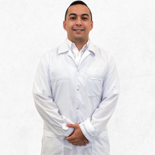 Dr. Denis Dos Santos.