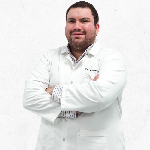Dr. Enrique Centurión