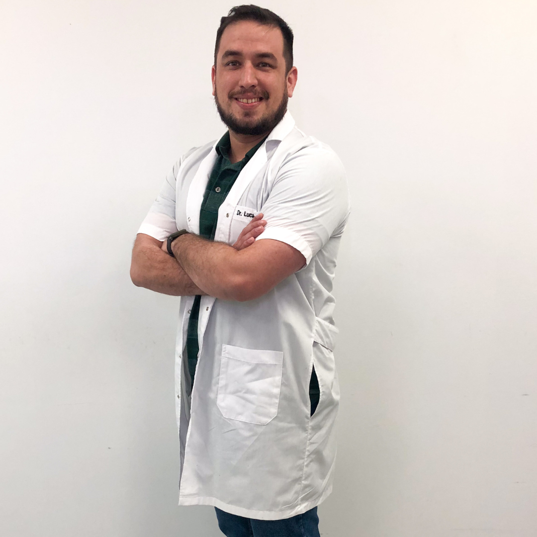 Dr. Lucas Acosta