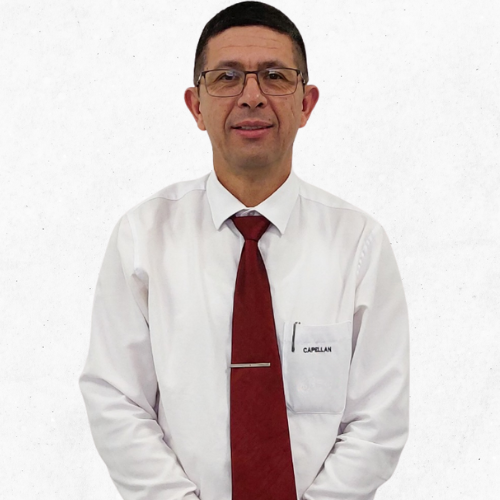 Pr. Elvio Carrera