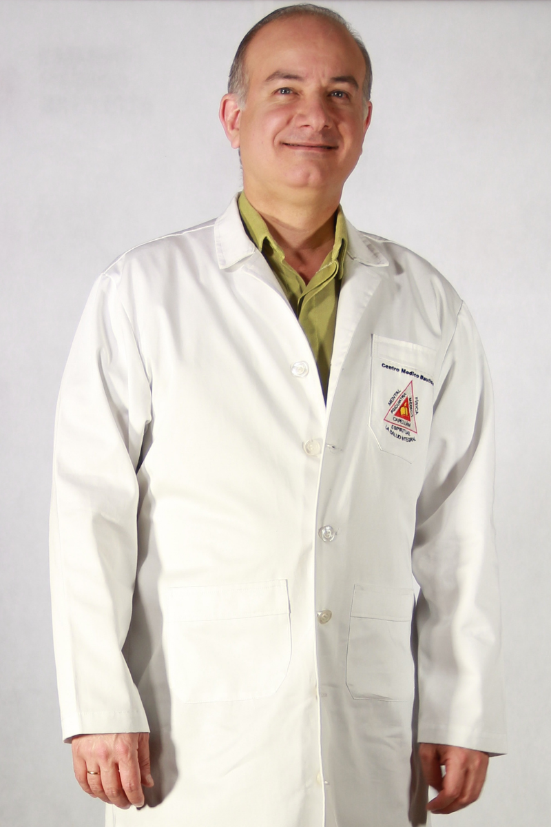 Dr. Rubén Ruttia